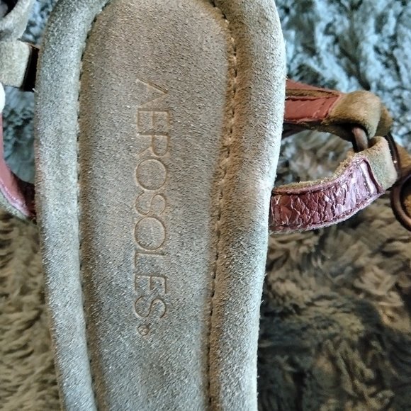 AEROSOLES LODGE SUEDE SANDALS SZ 6.5 - Picture 5 of 7